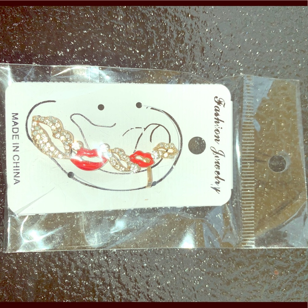 Gold/Red & Stone Pierced Ear/Clip on Cartilage